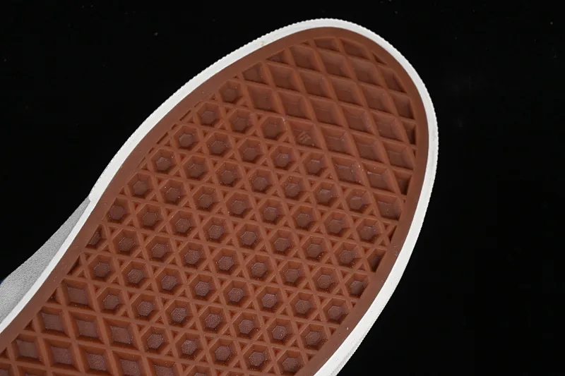 All categories Vans Vans series Vans Hi Vans high-top Vans Clash The Wall Vans fashion high-top casual sneakers VN000CNSN01